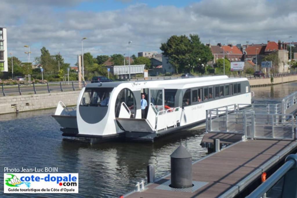 Le Grand Messin - Calais Nord -Cour - Plage - Ferry - Eurotunnel Exterior photo