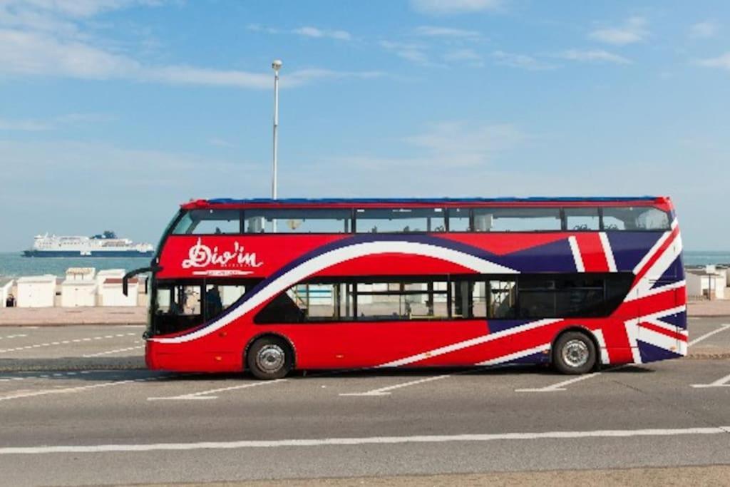 Le Grand Messin - Calais Nord -Cour - Plage - Ferry - Eurotunnel Exterior photo